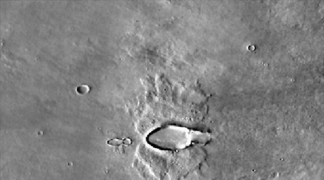 Giant impact may explain origin of Martian moons Phobos and Deimos