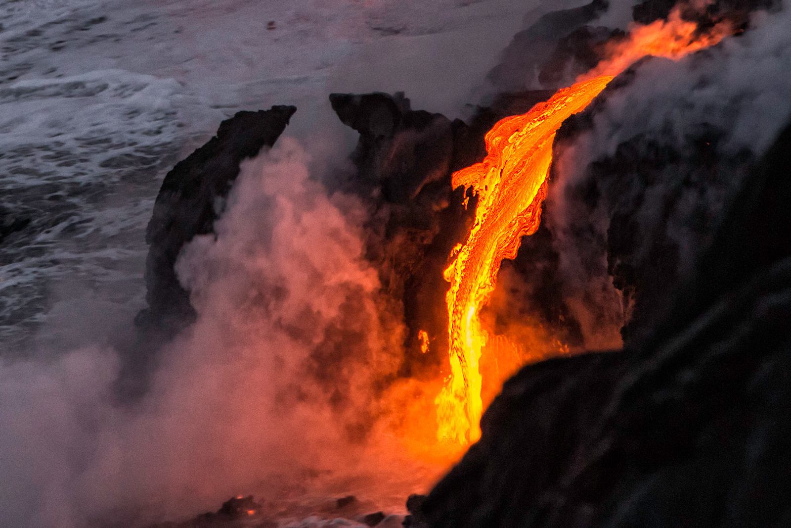 Smithsonian Insider Lava Entering The Ocean Hawaii Photo By Bill Shupp Smithsonian Insider 5950