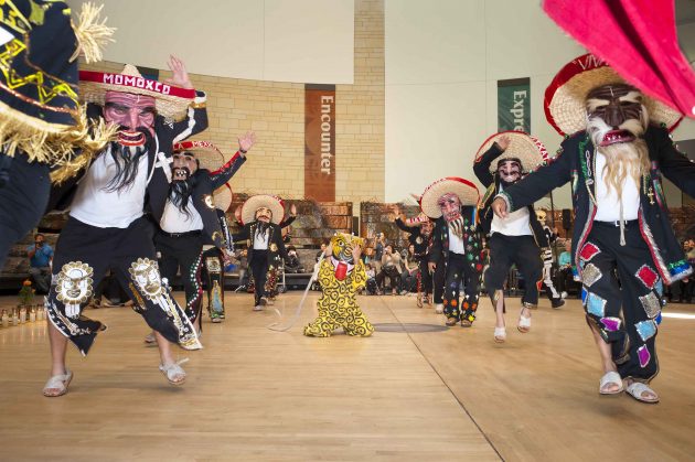 Day of The Dead: The interesting meanings behind different colours