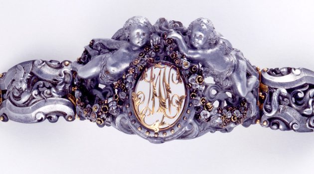 Bracelet (France), ca. 1860; Attributed to Honoré-Séverin Bourdoncle (French, 1823–1893); aluminum, gold, brass; Cooper Hewitt, Smithsonian Design Museum. Bequest of Raizel Halpin and Dora Jane Janson, in honor of their great friendship and shared love of antique jewelry, 2003-20-1.